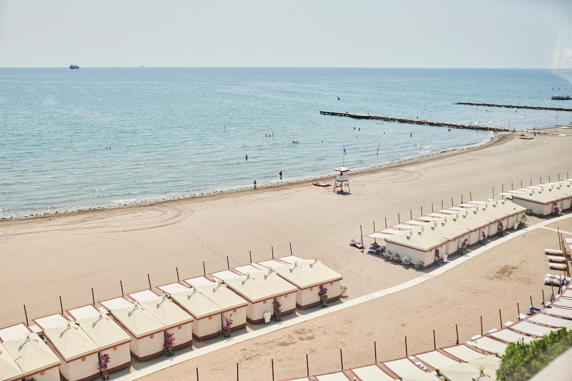 Hotel Excelsior Venice Lido di Venezia Exterior photo