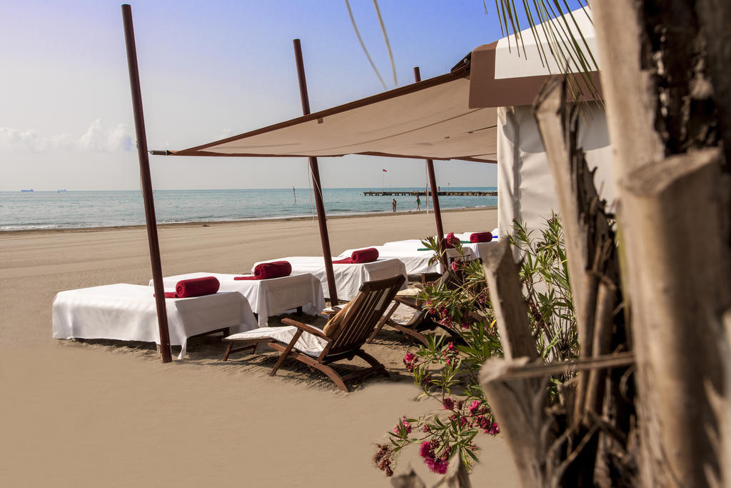 Hotel Excelsior Venice Lido di Venezia Exterior photo